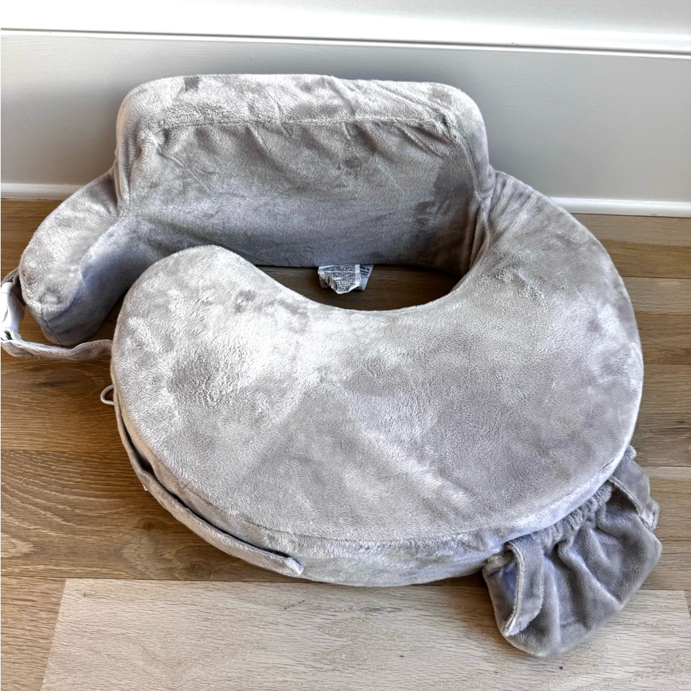 My Brest Friend Super Deluxe Nursing Pillow - Picture 3 of 6